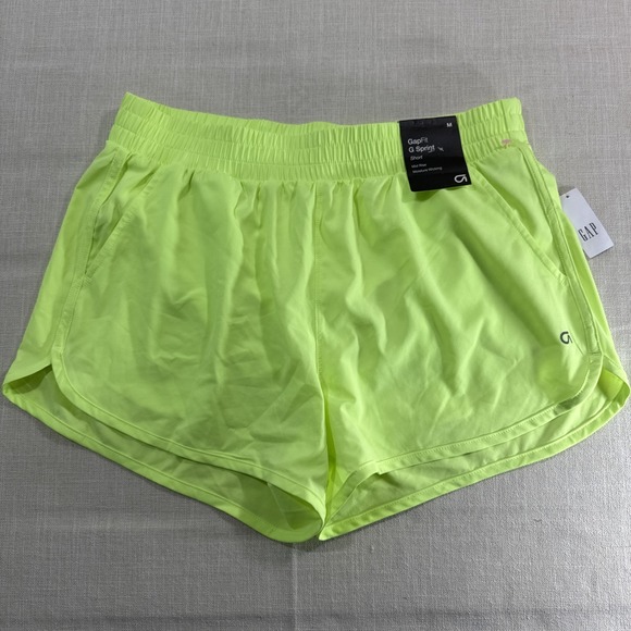 GapFit G Sprint Shorts Women M Neon Green Athletic Running Moisture Wicking - Picture 2 of 8
